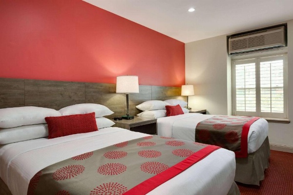 Ramada by Wyndham Oakland Downtown City Center image 20